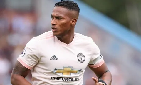 NÓNG: Thủ quân Man Utd chắc chắn vắng mặt vì lý do BẤT NGỜ