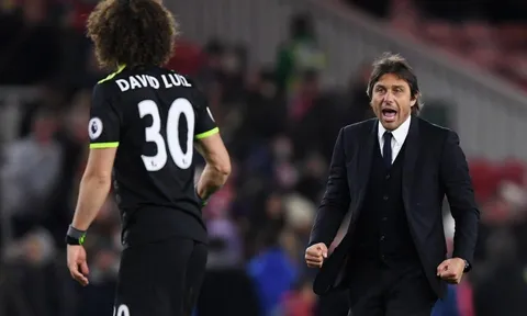 NÓNG: Trảm David Luiz, Conte đã tìm được người thay thế