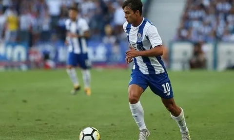 Oliver Torres - Nhân tố được Arsenal nhắm đến