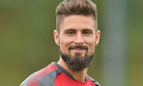 Olivier Giroud, sát thủ không được thừa nhận của Arsenal