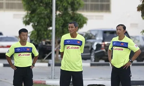 Ông Hải “lơ”: “Đấu Campuchia, HLV Mai Đức Chung hãy cứ dùng Công Phượng”