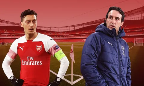 Ozil gửi tin nhắn khó hiểu đến Emery trên Instagram