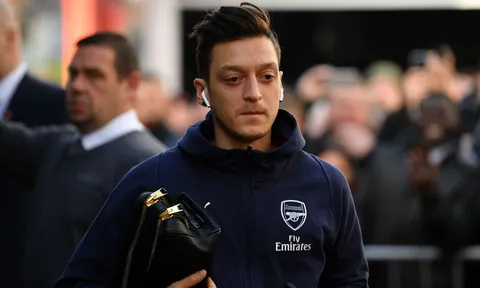 'Ozil là một cầu thủ giỏi, đáng tiếc..."