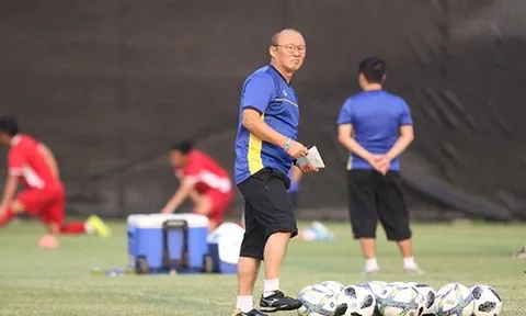 Danh sách U23 Việt Nam đi AFF Cup: Canh bạc khó của thầy Park