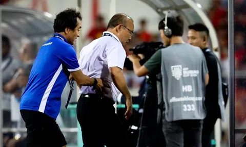 Trợ lý Lee Young-jin: Cánh tay phải đắc lực của ông Park Hang-seo