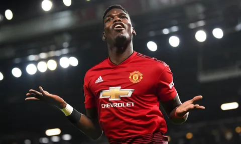 Vì Pogba, PSG phải hạ mình trước "kẻ phản loạn"