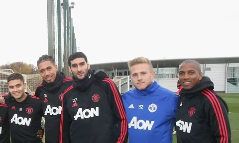 Paul Woolston: Gương mặt lạ trên sân tập của Man Utd là ai?