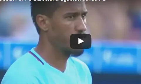 Paulinho lóng ngóng trong trận ra mắt Barca