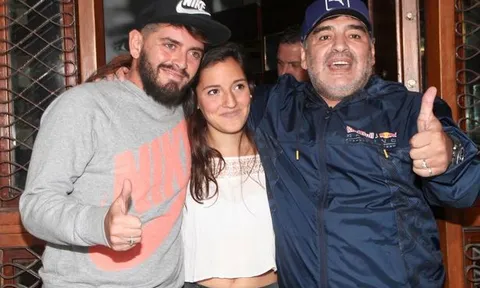 Phỉ báng Maradona, fan Juventus nhận cái kết đắng