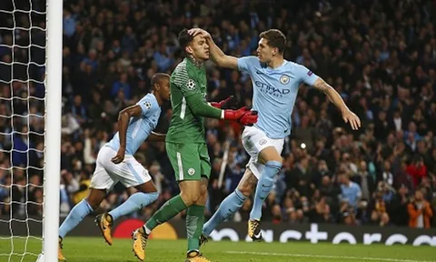 Pep khen Napoli là đội bóng mạnh nhất mà ông từng đối đầu