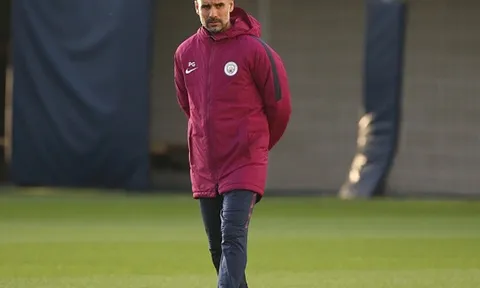 Pep "lạnh như tiền" trước chuyến hành quân đến Napoli