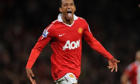 Pha làm bàn để đời của Nani vào lưới Arsenal