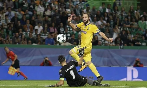 Pha lốp bóng tinh tế của Higuain trước Sporting Lisbon