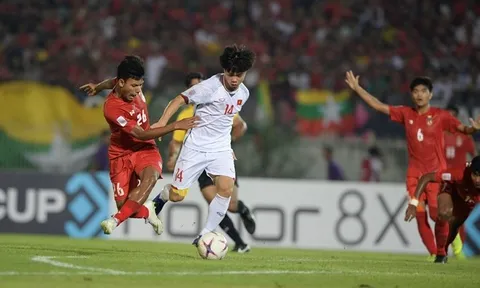 'Ông Park có ý đồ nhường thế trận cho Myanmar'