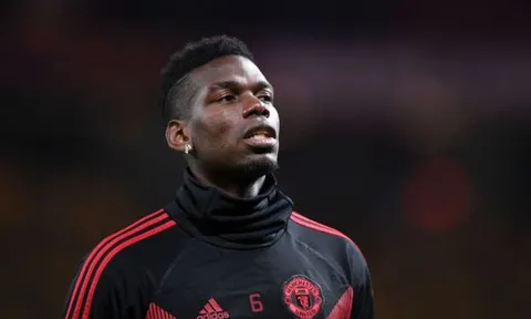 Phản ứng bất thường của Pogba sau khi bị Mourinho mắng là 'virus'