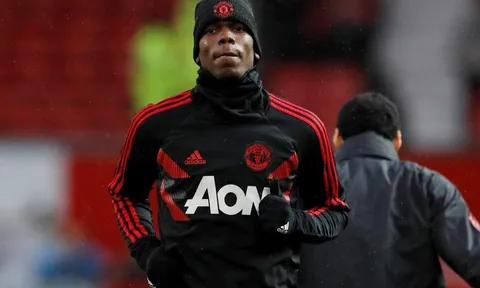 Tiết lộ: Phản ứng của Pogba khi Mourinho tung McTominay vào sân trận Fulham