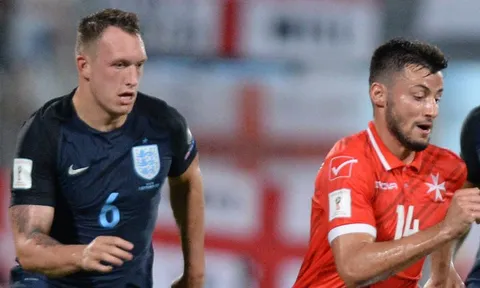 Phil Jones thể hiện ra sao vs Malta?