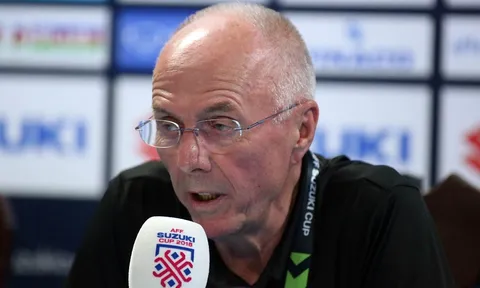 "Philippines thật phí tiền khi thuê Eriksson"