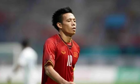 Chuyên gia Việt: "Văn Quyết không có một giá trị gì cả"
