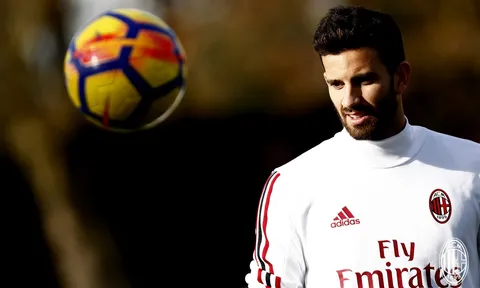 Play-off World Cup mang không khí thoải mái đến Milan