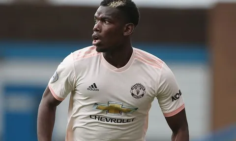 "Pogba chỉ chơi cho mình bản thân cậu ấy"