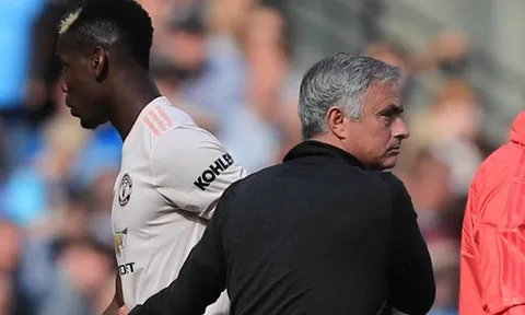 "Pogba và Mourinho là những kẻ phá hoại Man United"