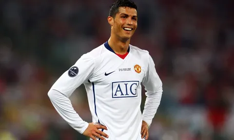5 ngôi sao nước ngoài hay nhất Premier League