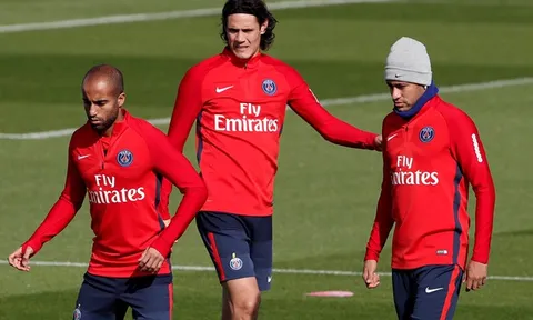 PSG, sự hào nhoáng không che được vết nứt xấu xí