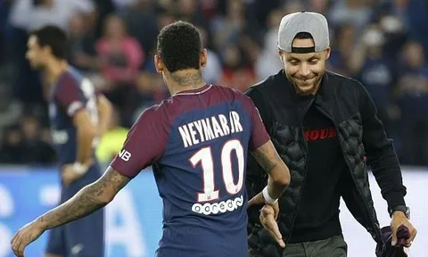 PSG 3-0 Saint-Etienne: Ngày Cavani che mờ Neymar