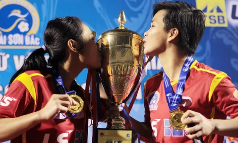 Chùm ảnh: Nữ TP.HCM I vỡ òa trong niềm vui đăng quang ngôi vô địch