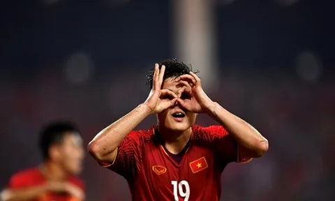 Cực nóng! Quang Hải tranh giải thưởng Cầu thủ hay nhất châu Á 2018 cùng Son Heung-min