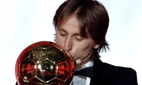 Quả Bóng Vàng 2018: Modric lật đổ ách thống trị, Ronaldo cay đắng về nhì