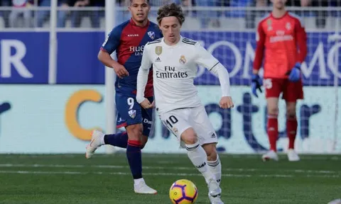 Quả bóng vàng là vinh quang, nhưng cũng là 'tại họa' với Modric
