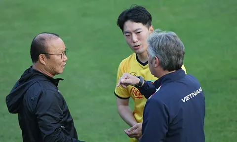 "Quân sư" Bundesliga: "Cậu ấy có phong cách thi đấu như Quang Hải"