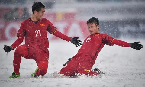 Quang Hải và Văn Hậu có khả năng "cày ải" ở giải ĐHTDTT toàn quốc