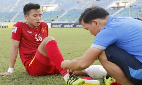 Quế Ngọc Hải lên tiếng về nguy cơ vắng mặt trận chung kết lượt về