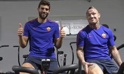 Radja Nainggolan 'nhí nhố' trong phòng tập thể lực