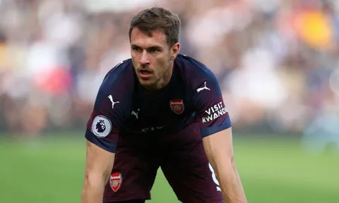 Ramsey có thể rời Arsenal, Ryan Giggs nói gì?