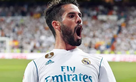 Real Madrid 2-0 Espanyol: Show diễn của Isco