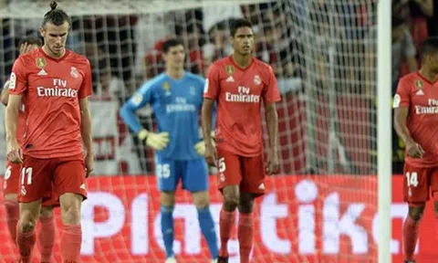 'Người kế vị Ronaldo' tỏa sáng, Kền Kền trắng bị bắn hạ bẽ bàng