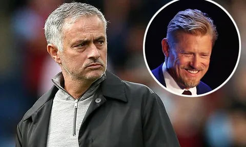 "Mourinho sẽ tại vị 10 năm và đưa Man Utd tìm lại hào quang xưa"