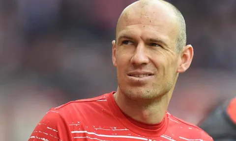 Robben thách thức PSG: "Tiền không mua được bàn thắng"