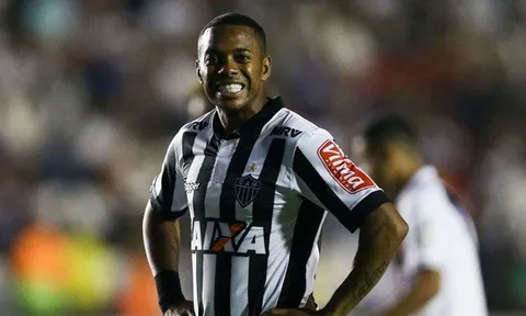 Robinho đi tù 9 năm vì tấn công tình dục
