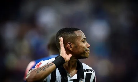 Robinho vẫn sống ung dung trước án tù lơ lửng