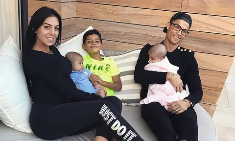 Ronaldo và chuyện tình đẹp như cổ tích
