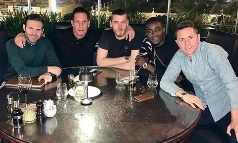 Rời nước Anh, dàn sao Man Utd làm gì trong nắng ấm ở Dubai?