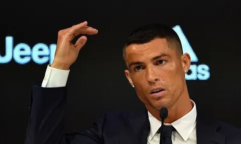 Siêu sao Real gửi THÔNG ĐIỆP ẩn ý đến Ronaldo