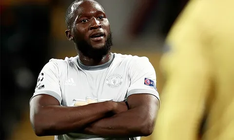 Romelu Lukaku, đơn giản là không thể ngăn cản