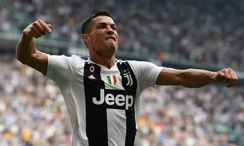 'Siêu cò' Mendes tiết lộ Ronaldo yêu cầu chuyển đến Juventus