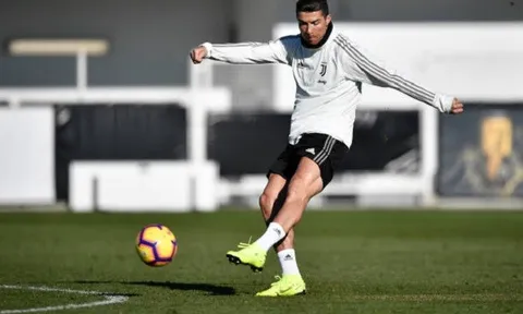 Ronaldo làm nóng sau kì nghỉ Đông, hướng đến kỉ lục khủng